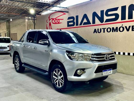 TOYOTA HILUX 2.8 SRV 4X4 CD 16V DIESEL 4P AUTOMÁTICO TOYOTA HILUX 2.8 SRV 4X4 CD 16V DIESEL 4P AUTOMÁTICO